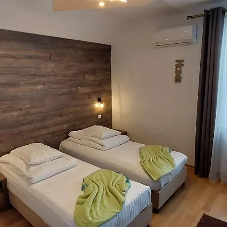 Pensjonat Pensiunea Riunione 3*