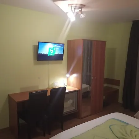 Pensjonat Pensiunea Riunione Braszów