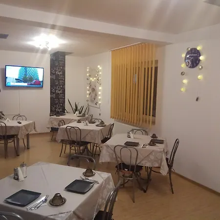 Pensjonat Pensiunea Riunione